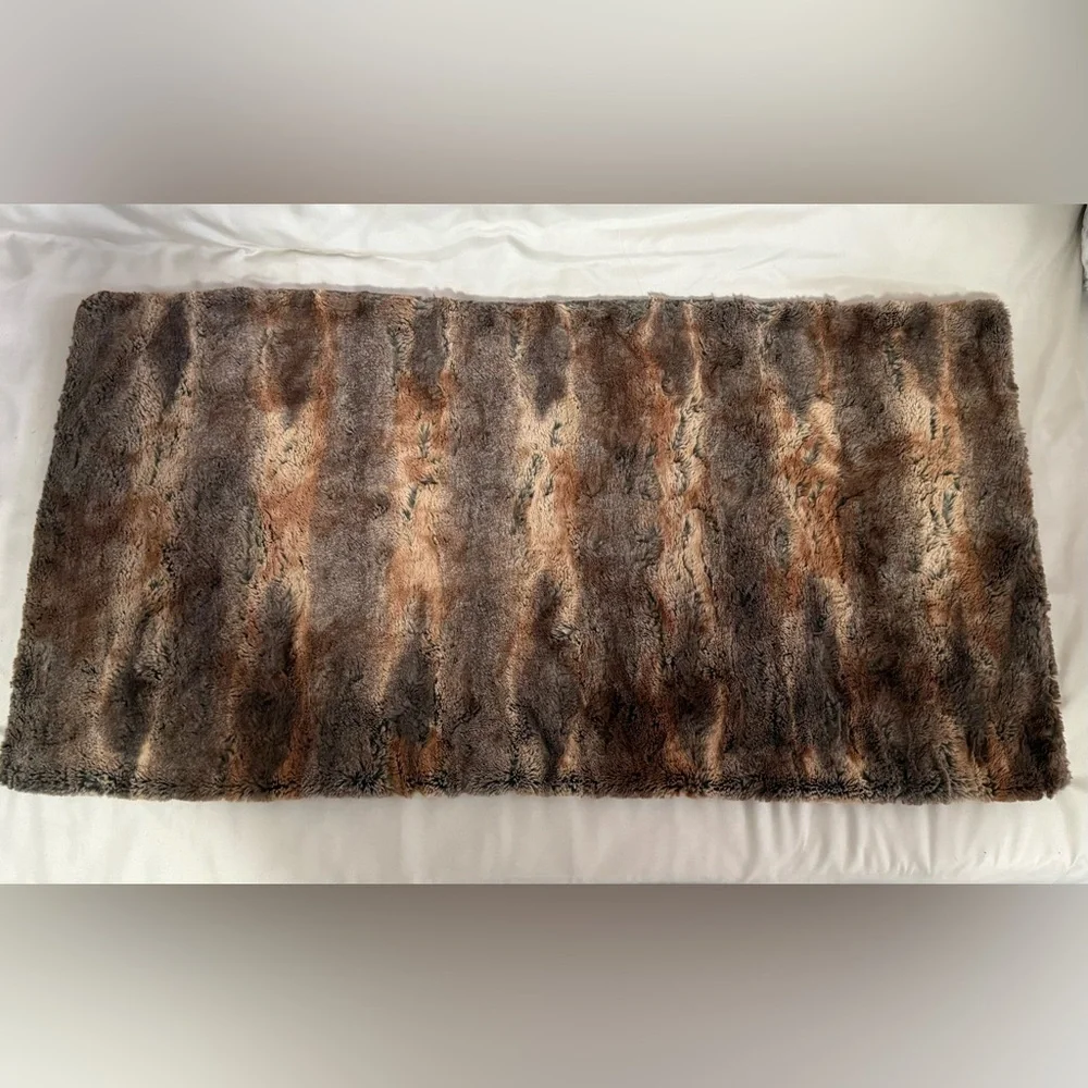 Faux Fur King Size Pillow Shams.